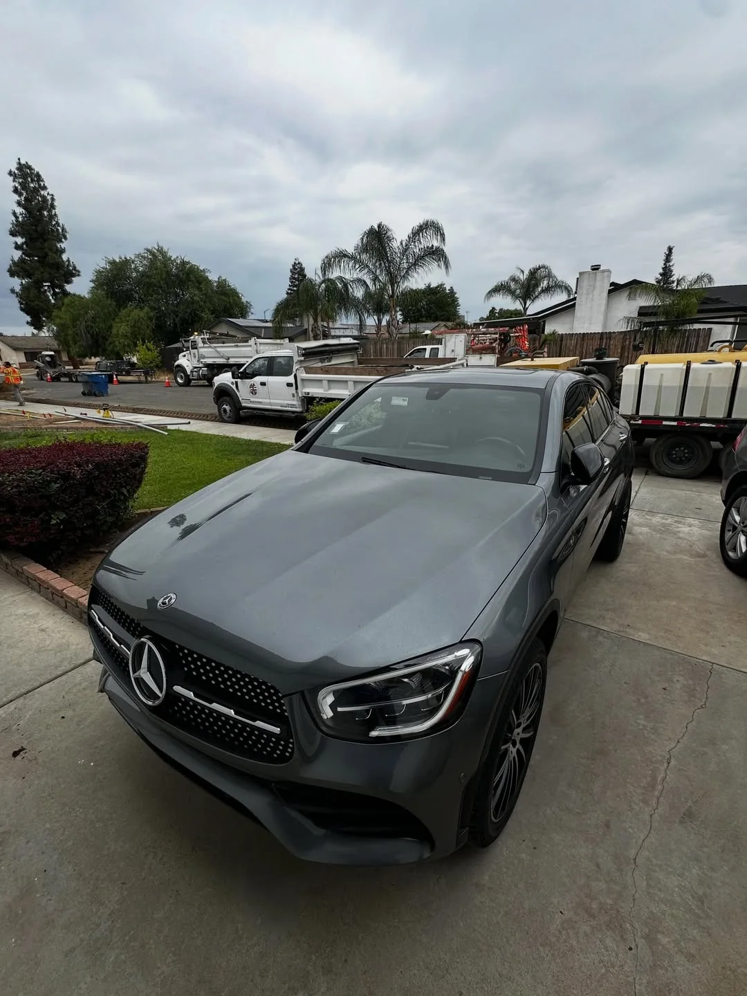 Gray SUV at a mobile appointment